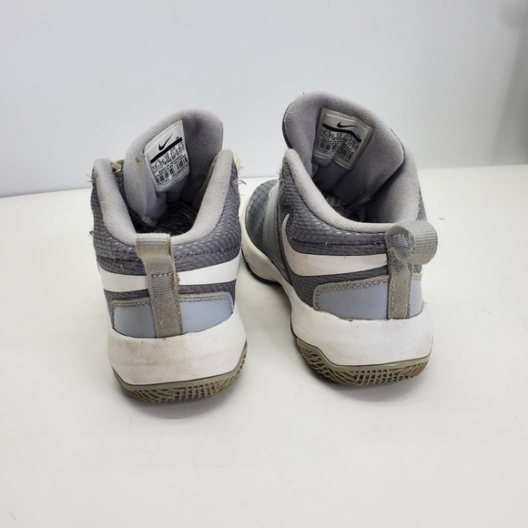 Nike Shoes 13.5 C Team Hustle D 881941-005 BB Cool Grey Wolf Gray White - Picture 10 of 12